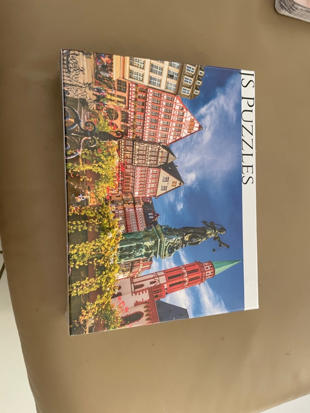 Scenic City Landmark 1000-Piece Jigsaw Puzzle - Multi-Color
